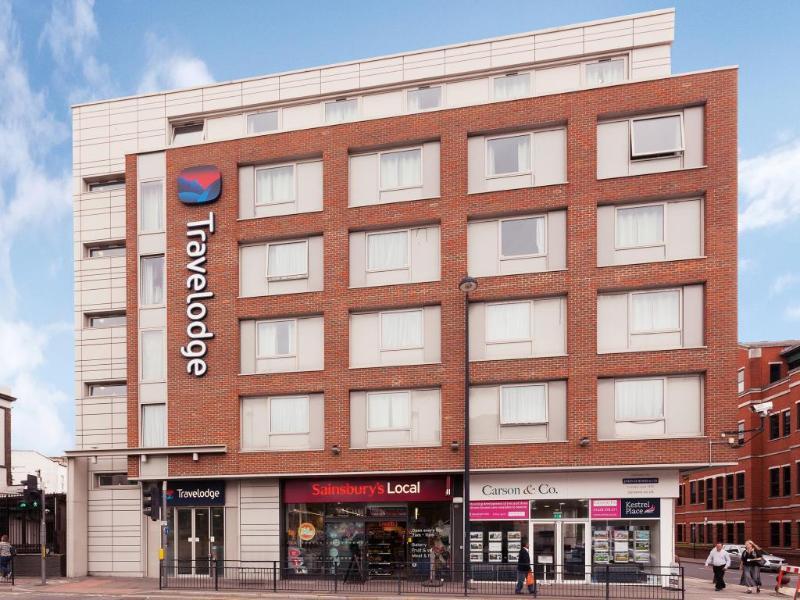 Travelodge Maidenhead Central Екстериор снимка